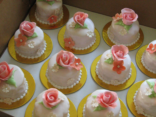 decorated cupcakes