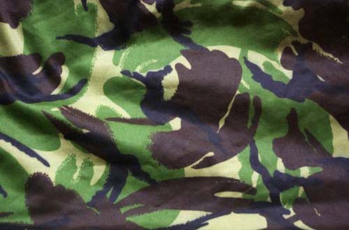 HIGH RESOLUTION TEXTURES: Seamless camo fabric