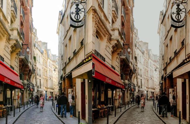 Moody Paris cinematic Lightroom preset showing warm golden tones perfect for European architecture photography