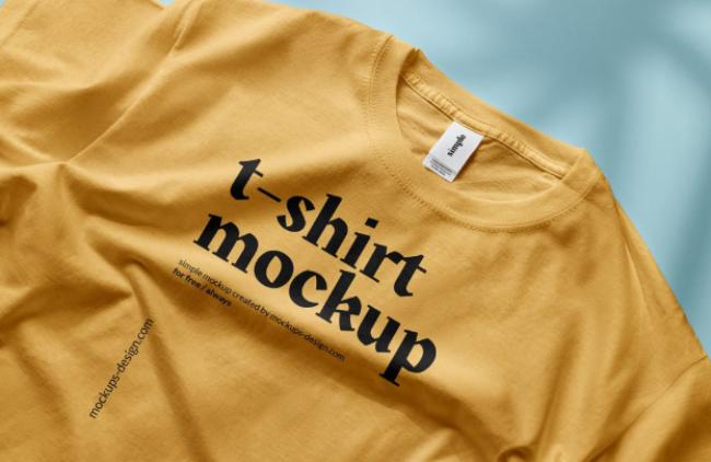 free t-shirt mockup