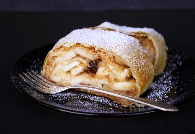 Best Apfelstrudel Near Me