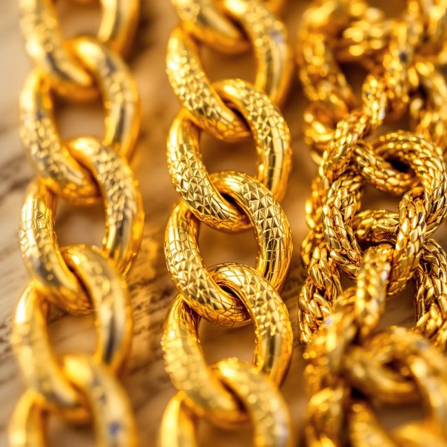 gold chain necklace types closeup